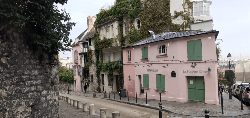 Cette image a un attribut alt vide ; le nom du fichier est montmartre-10.png